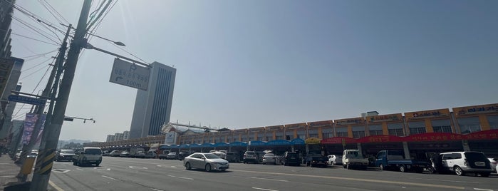 Yangdong Market is one of MJ의 여행지'ㅅ'.