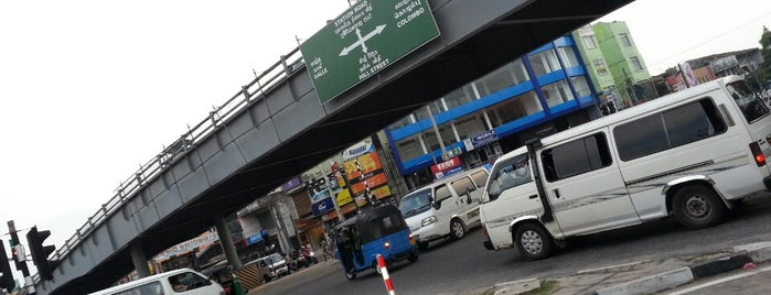 Dehiwala Junction is one of Galle road.