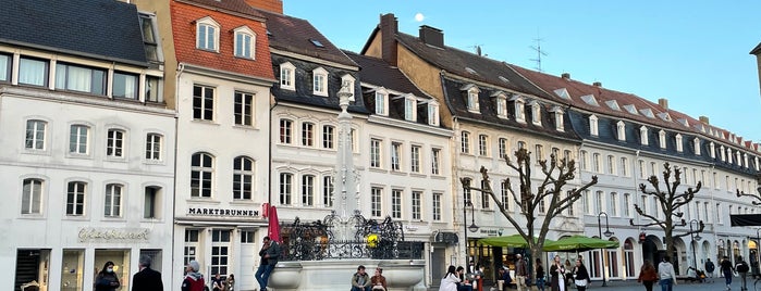 Sankt-Johanner-Markt is one of Saarbrücken.