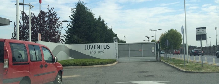 Juventus Center - Training, Media & Sponsor is one of ANDREAさんの保存済みスポット.