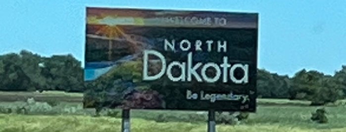 North Dakota / South Dakota State Line is one of 2021 Roadtrip.