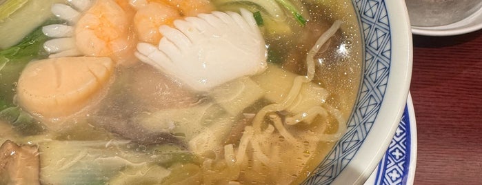 中国料理 煌蘭 丸の内店 is one of Ramen.