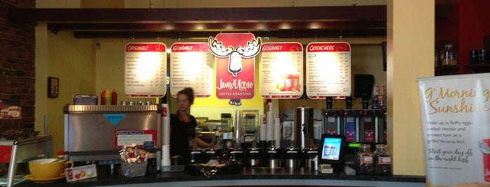 Java Moose Coffee House is one of Lugares favoritos de Nick.