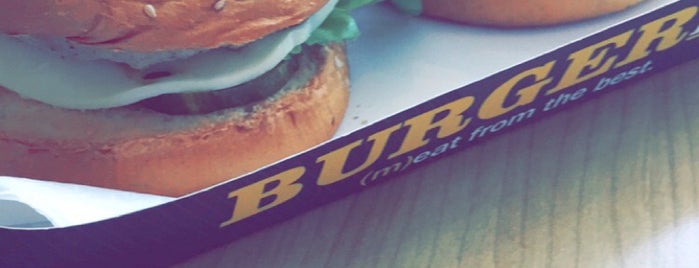 Burger Box is one of BurgerZZ.