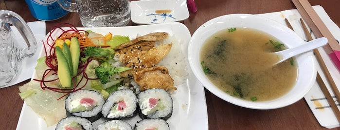 Lucky Sushi is one of Carlosさんのお気に入りスポット.