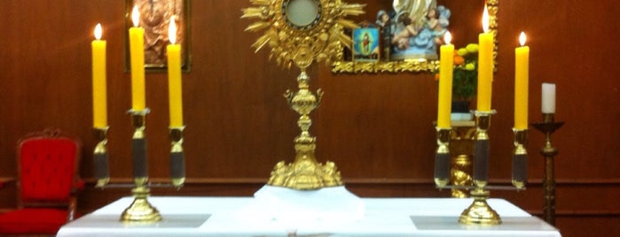 Parroquia de Cristo Rey is one of สถานที่ที่ Tania ถูกใจ.