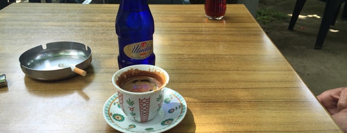 Yaren Cafe is one of Öykü ile Bursa.