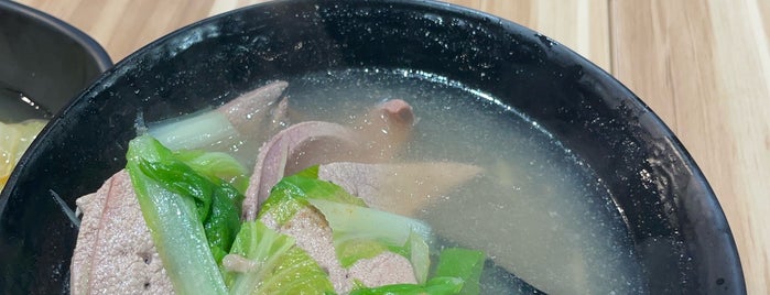 陳家豬肝湯 is one of 路邊攤或小吃.