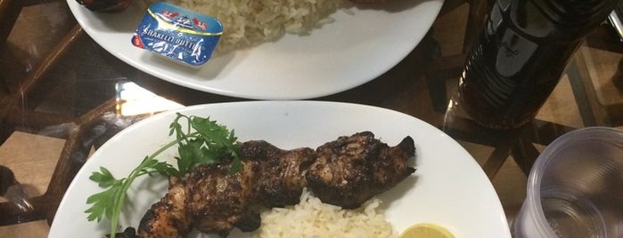 Gilanak Restaurant | رستوران گیلانک is one of Tempat yang Disukai Mehrdad.