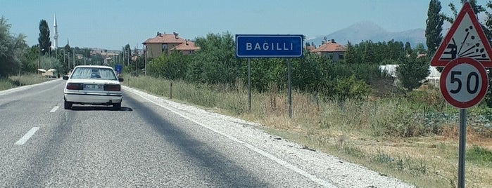 Bağıllı is one of Orte, die Cenk gefallen.