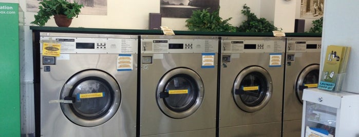 San Francisco Coin Laundry is one of Tempat yang Disukai Mitch.