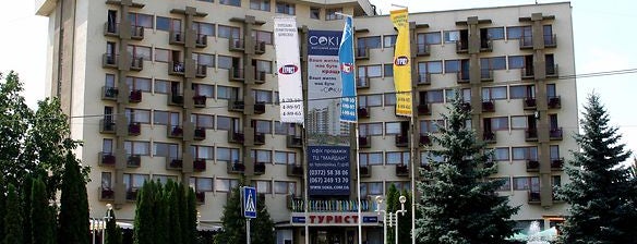 Готель "Турист" is one of Гостиницы Черновцов.