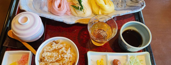 いずみ庵 本店 is one of Restaurant/Fried soba noodles, Cold noodles.