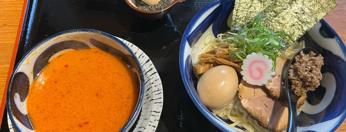 よなき家 本店 is one of ラーメン.