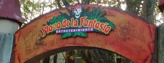 Plaza De La Fantasia is one of Tempat yang Disukai Valeria.
