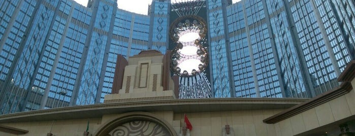 Studio City Macau is one of SVさんのお気に入りスポット.