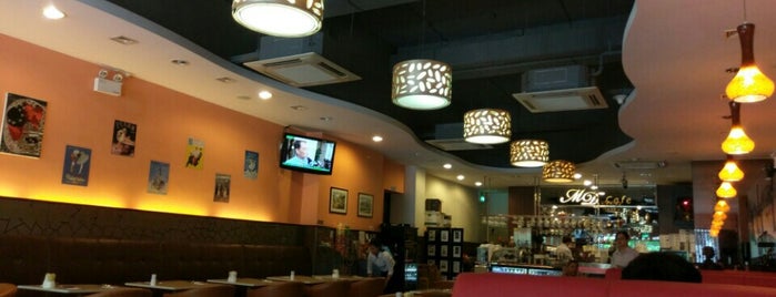 MD Café is one of สถานที่ที่ SV ถูกใจ.