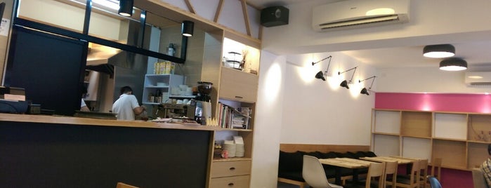 Café Falala is one of SV 님이 좋아한 장소.