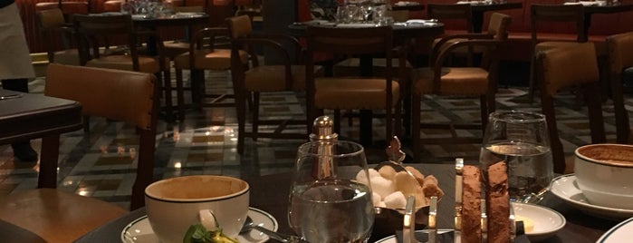 The Ivy Soho Brasserie is one of Nicholas 님이 좋아한 장소.