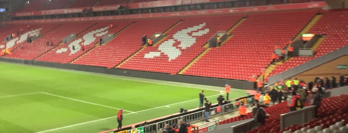 Anfield is one of Nicholas'ın Beğendiği Mekanlar.