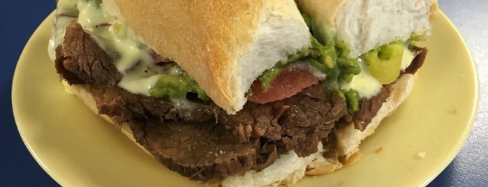 Las Mechadas - Sándwiches Caseros is one of Fran!さんのお気に入りスポット.