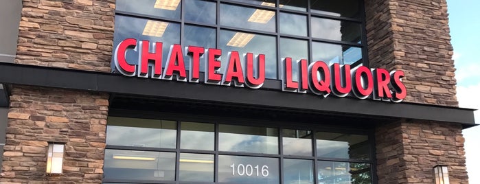 Chateau Liquors is one of Lieux qui ont plu à Philip.