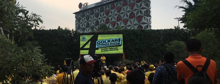 DPD Golkar DKI Jakarta is one of Locais curtidos por Tianpao.