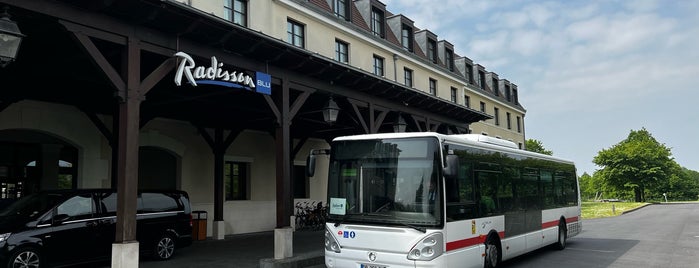 Radisson Blu Hotel at Disneyland® Paris is one of Lieux sauvegardés par Monera.