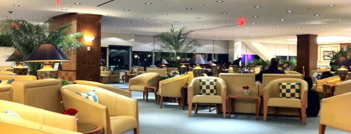 The Emirates Lounge is one of JJさんのお気に入りスポット.