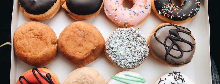 Dunkin' Donuts is one of Bruno : понравившиеся места.