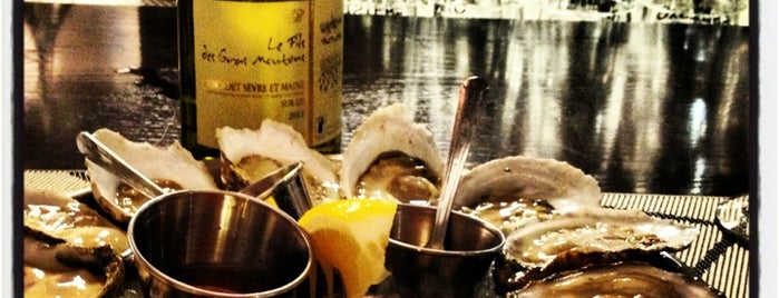 Rappahanock Oyster Bar is one of Lugares favoritos de Leandro.