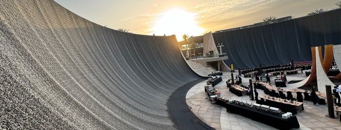 Surreal Fountains is one of Dubai Places To Visit.