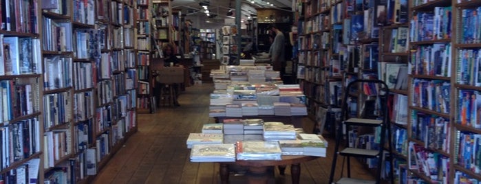 Topping & Company Booksellers is one of Bath.