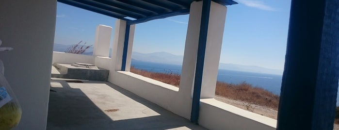 Isterni is one of Paros island.