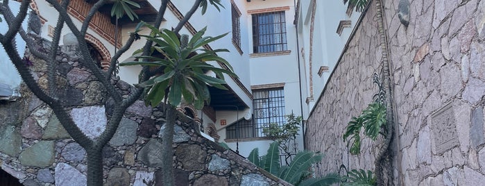 Hotel Los Arcos is one of Taxco.