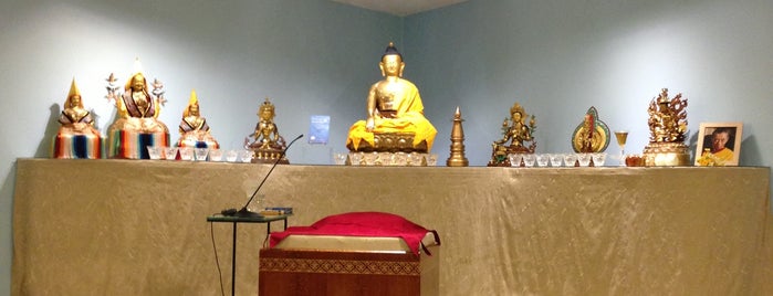 Centro de Meditação Kadampa Mahabodhi is one of cult.