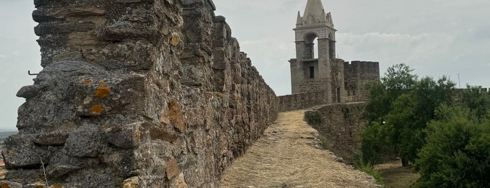 Castelo de Mourão is one of Editar.