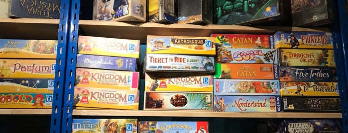 Ninive Board Games & Pizza restaurant is one of Board Game Cafes.