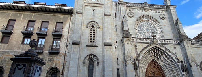 Catedral de Santiago de Bilbao is one of Travelling Dijuca Bilbao.