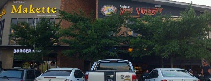 Restoran Nasi Vanggey is one of Posti che sono piaciuti a Dinos.