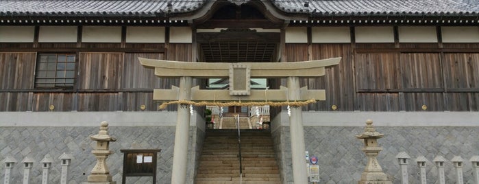 石屋神社 is one of 日本各地の太鼓台型山車 Drum Float in JAPAN.