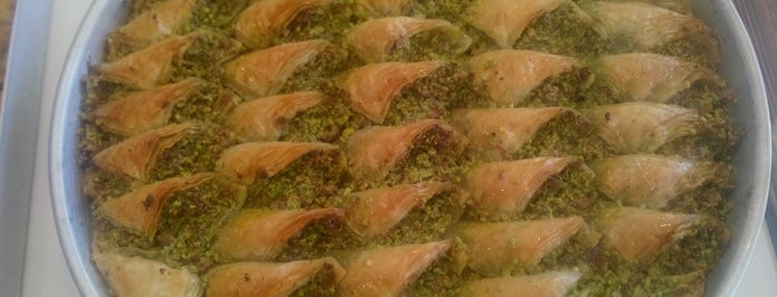 Sunguroğlu Baklava is one of Dr.Gökhanさんのお気に入りスポット.
