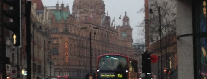 Harrods is one of London tour.