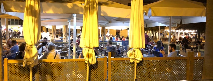 Restaurant Litoral is one of restaurants.