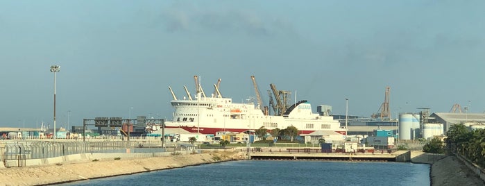 Ferry Acciona Valencia-Ibiza is one of Sergio'nun Beğendiği Mekanlar.