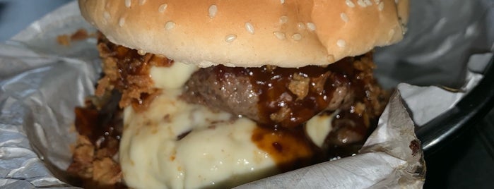 Burger Cheff is one of Locais salvos de Estêvão.