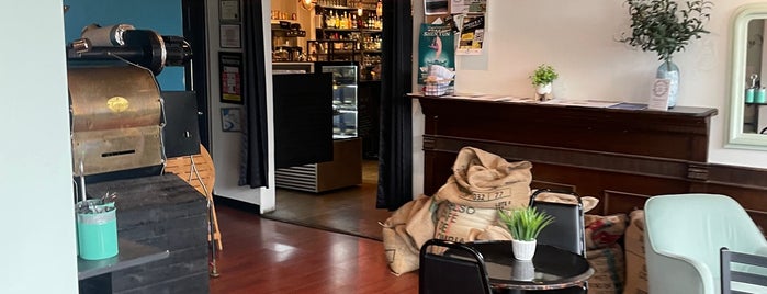 Riverwalk Roasters Café and Coffee Shop is one of Nashua Home Rotation.