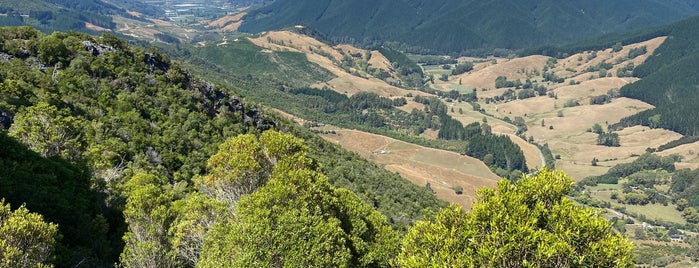 Hawkes Lookout is one of Locais curtidos por Sloan.