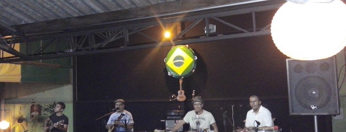 Birô Brasileiro is one of derepente1000bares.