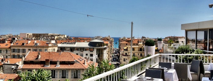 Splendid Hotel Nice French Riviera is one of Orte, die davisto restaurant gefallen.